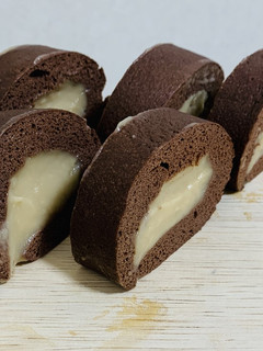 ココアと黒糖のロールケーキ-レシピのメイン写真