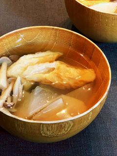 大根としめじとちくわのおでん風スープ-レシピのメイン写真