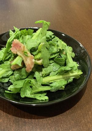 焼き鳥缶を和えるだけ☆春菊の絶品サラダ♡-レシピのメイン写真
