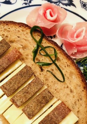 ベートーベン祝生誕250年オープンサンド-レシピのメイン写真