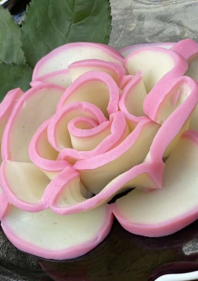薔薇がめちゃ簡単！簡単かまぼこ飾り切り-レシピのメイン写真