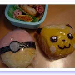 รูปของ キャラ弁☆簡単『モンスターボールパン♪』