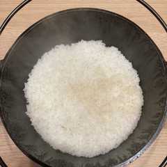 รูปของ ダッチオーブンで基本の炊飯（キャンプ用）