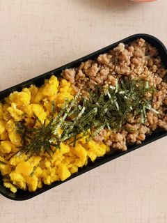 【作り置き】レンジでふわたま鶏そぼろ弁当-レシピのメイン写真