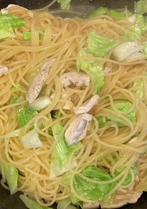 キャベツとサラダチキンのパスタ-レシピのメイン写真