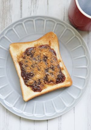 まじうまっ!簡単♪黒糖ときな粉のトースト-レシピのメイン写真