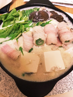 豚バラネギ巻き豆乳鍋-レシピのメイン写真