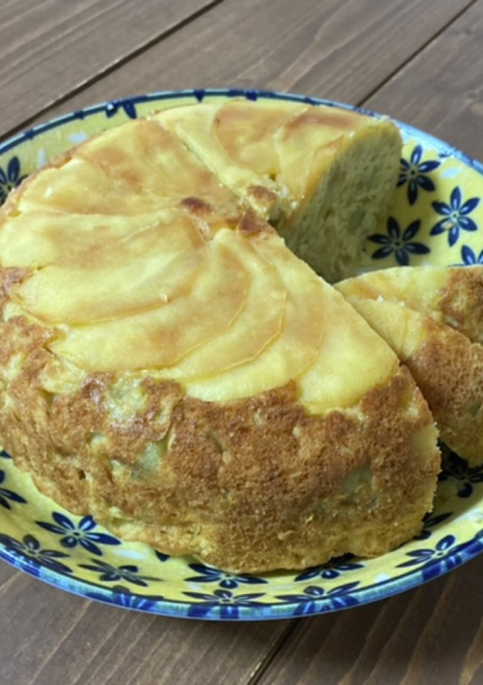 炊飯器で簡単！りんごとさつまいものケーキ-レシピのメイン写真