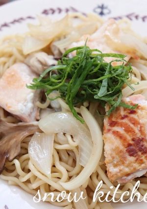 秋鮭と舞茸のコクうま焼きそば-レシピのメイン写真