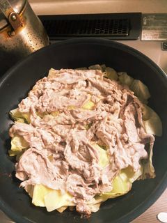豚バラキャベツのフライパン蒸し-レシピのメイン写真