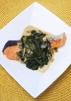簡単♪鮭のほうれん草カレークリームソース-レシピのメイン写真