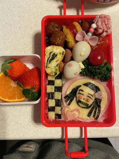 鬼滅の刃ねずこ キャラ弁です。-レシピのメイン写真