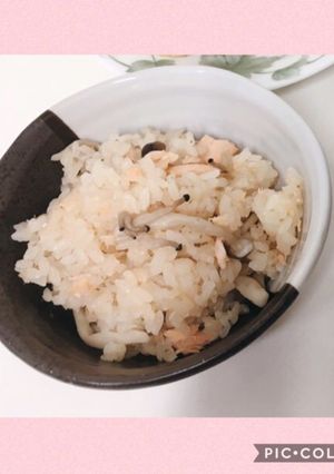 鮭の塩昆布炊き込みご飯♪-レシピのメイン写真