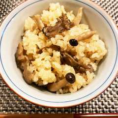 รูปของ きのこの炊き込みご飯
