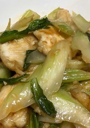 セロリと鶏むね肉の香味豆板醤炒め-レシピのメイン写真
