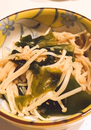 ワカメとエノキの麺つゆ和え-レシピのメイン写真