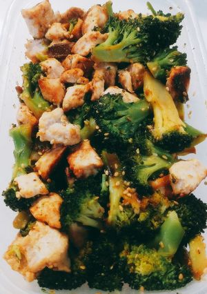作り置き　ブロッコリーと胸肉の中華風炒め-レシピのメイン写真