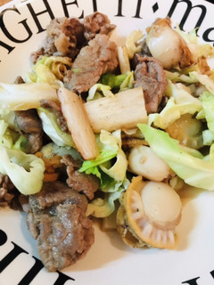 簡単美味しい!牛肉とホタテのバタぽん炒め-レシピのメイン写真
