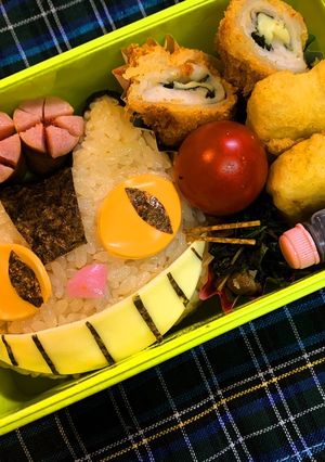 ねこバス弁当 キャラ弁-レシピのメイン写真