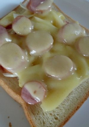 簡単朝食！ポテトチーズパン-レシピのメイン写真