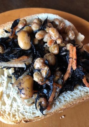 納豆とひじきの和風トースト-レシピのメイン写真