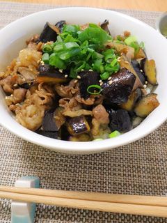 簡単♪豚こまと茄子のスタミナ炒め丼-レシピのメイン写真