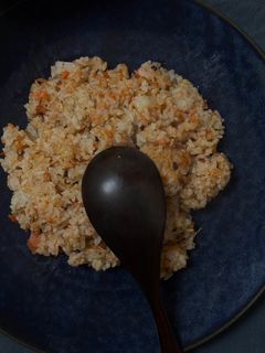 鮭フレークを使った超簡単チャーハン!-レシピのメイン写真