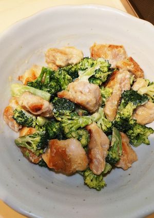 鶏もも肉とブロッコリーの甘マヨ和え-レシピのメイン写真