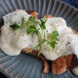 ぶりのガリバタ焼き・とろけるチーズソース