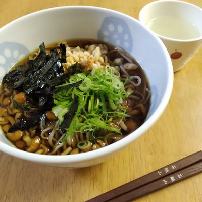 かけそば セブンイレブン】今年の年越しそばは、新発売「かき揚げそば