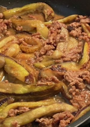 茄子とひき肉の甘辛味噌炒め-レシピのメイン写真