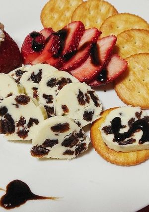 クリスマスにおつまみレーズンバター♪-レシピのメイン写真