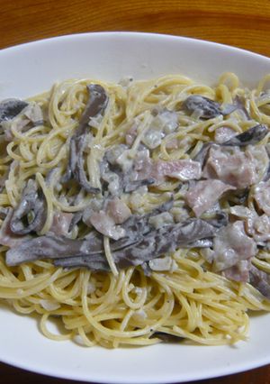 絶対旨い香茸（コウタケ）のクリームパスタ-レシピのメイン写真
