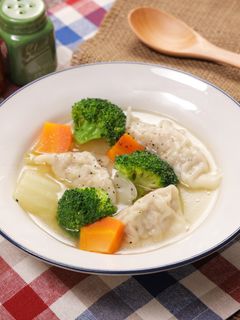 とろとろ白菜のスープ餃子-レシピのメイン写真