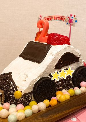 お誕生日に！かんたんパトカー立体ケーキ-レシピのメイン写真