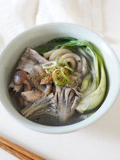 きのこと黒ごまの豆乳うどん-レシピのメイン写真