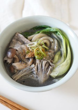 きのこと黒ごまの豆乳うどん-レシピのメイン写真
