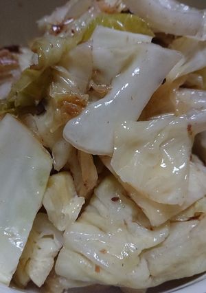 アンチョビとキャベツの炒め蒸し-レシピのメイン写真
