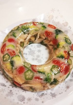 サラダチキンゼリーでクリスマスリース♪-レシピのメイン写真