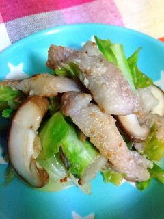 豚トロ・キャベツ・しいたけの塩麴炒め-レシピのメイン写真