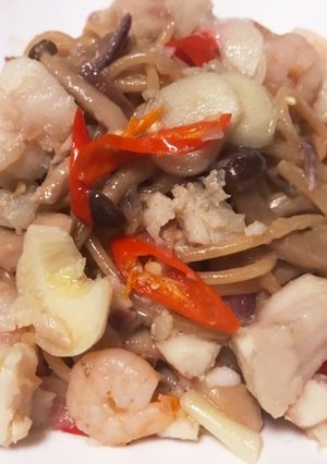 鯛えびホタテペペコンバタ醤油きのこパスタ-レシピのメイン写真