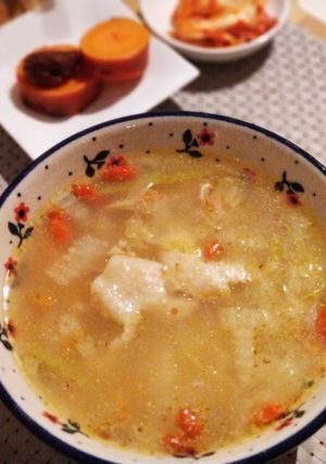 鶏足一本で。野菜たっぷり参鶏湯風スープ-レシピのメイン写真