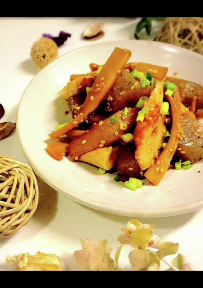 こんにゃくとちくわとメンマの炒り煮✨-レシピのメイン写真