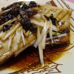 รูปของ 焼きサバの焦がしネギバター醤油がけ～