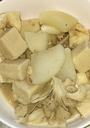 高野豆腐と大根の豚骨スープ煮-レシピのメイン写真
