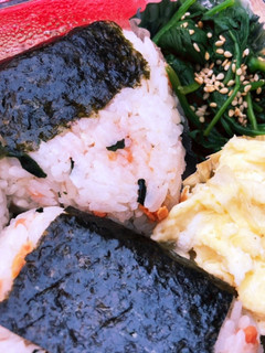 ランチに☆もち麦入りおにぎり-レシピのメイン写真