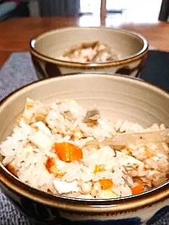 鶏肉とゴボウの炊き込みご飯-レシピのメイン写真