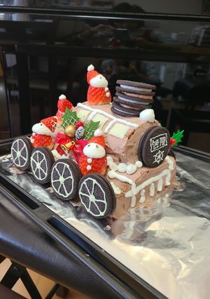 鬼滅の刃　無限列車ケーキ♪-レシピのメイン写真