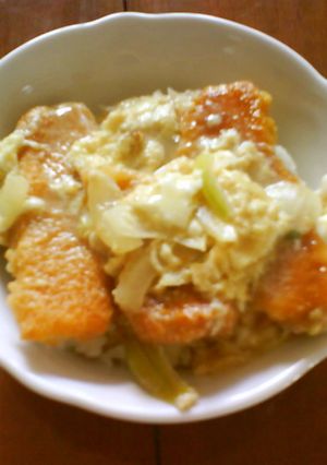 簡単で美味しい♪魚フライの卵とじ丼-レシピのメイン写真