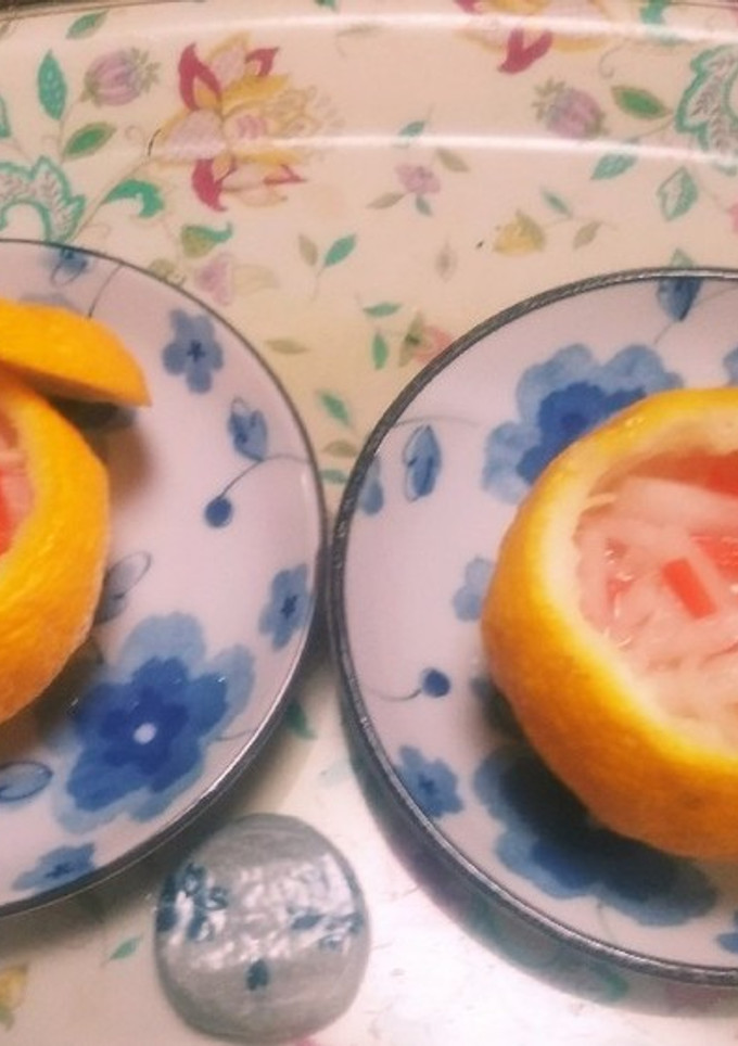 デザート感覚で！柚子の皮の中になますon-レシピのメイン写真